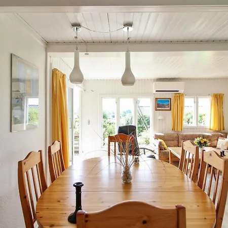 Nyaraló Lillebror - 200m From The Sea By Interhome *